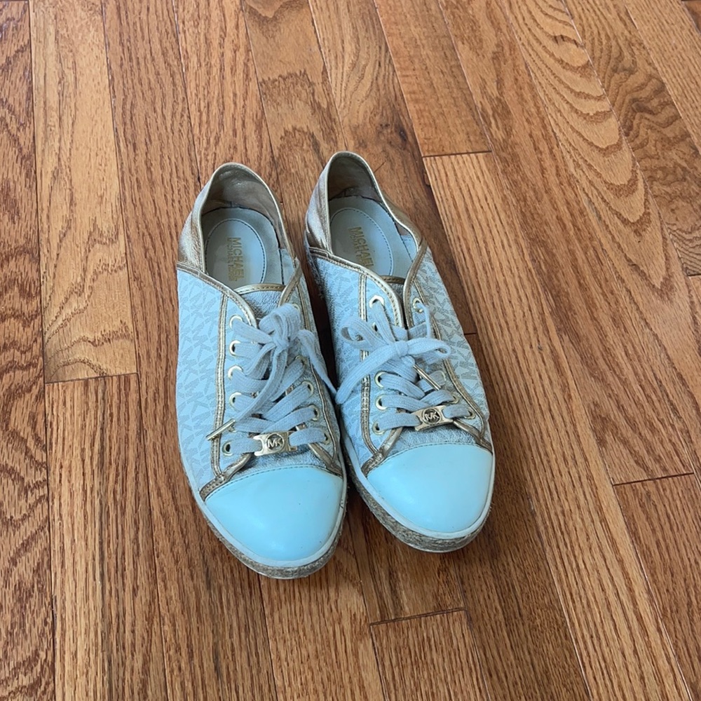 Michael kors white and gold sneakers